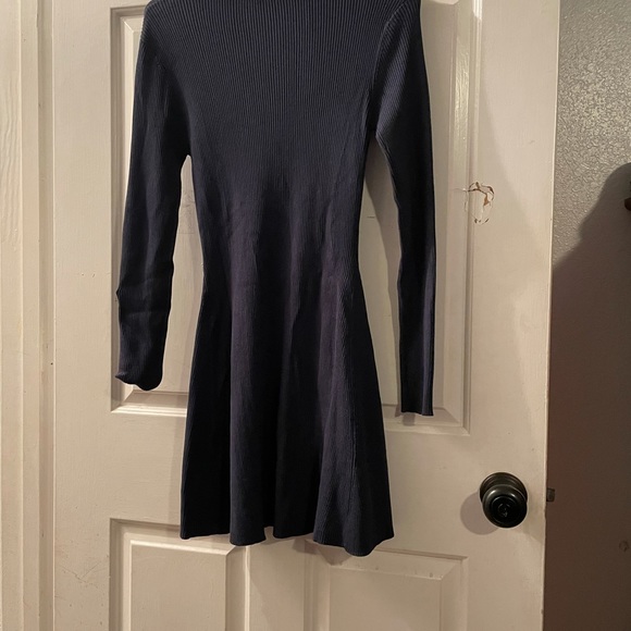 Zara dress - Picture 3 of 3